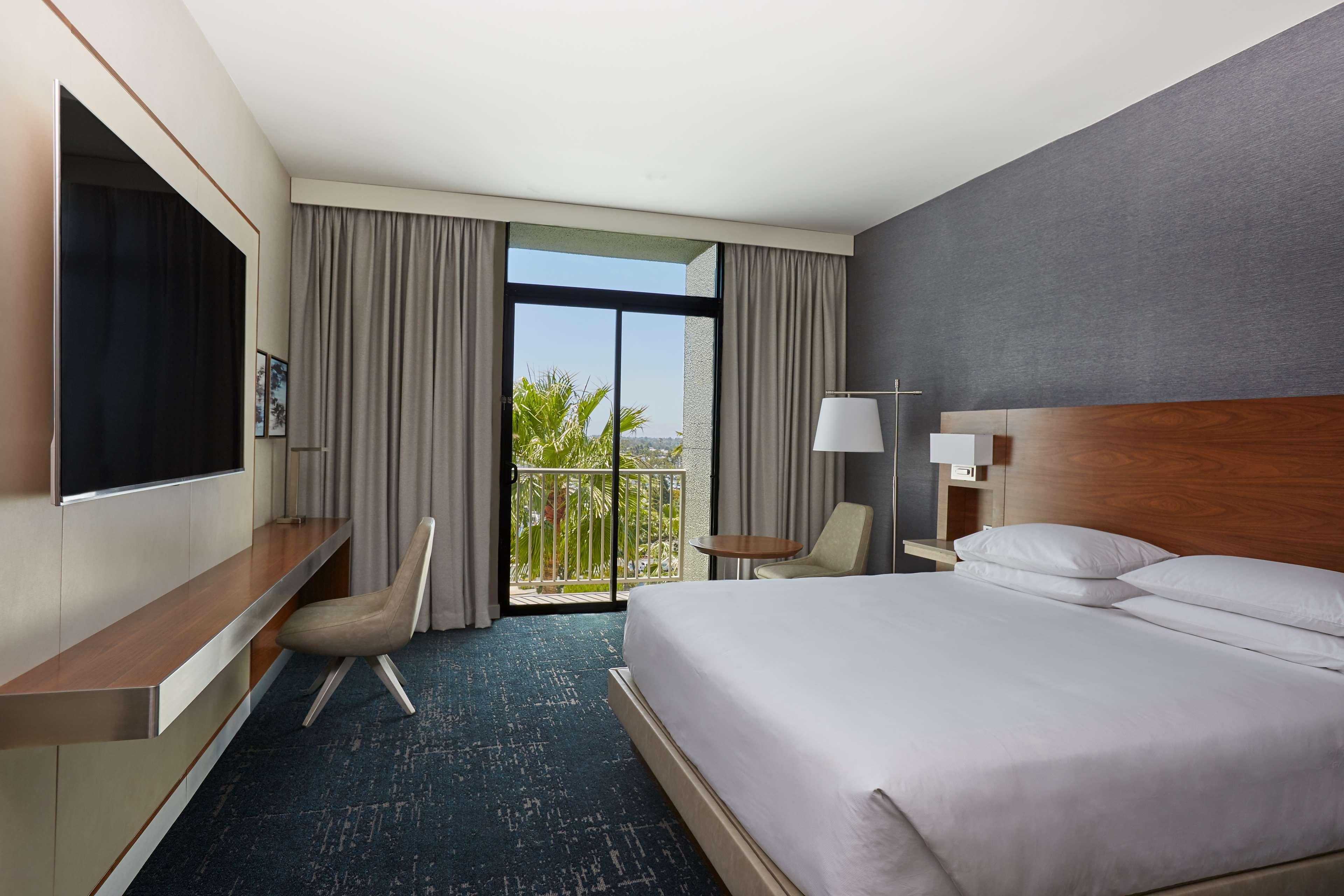 Hyatt Regency Newport Beach West Exterior foto